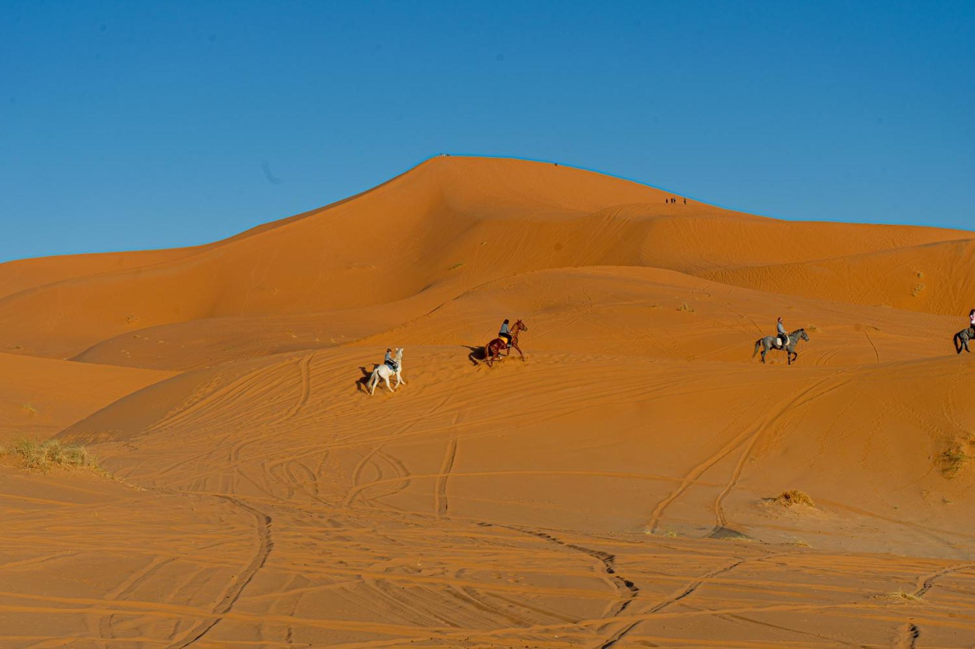 Отель Kasbah Erg Chebbi Мерзуга Экстерьер фото
